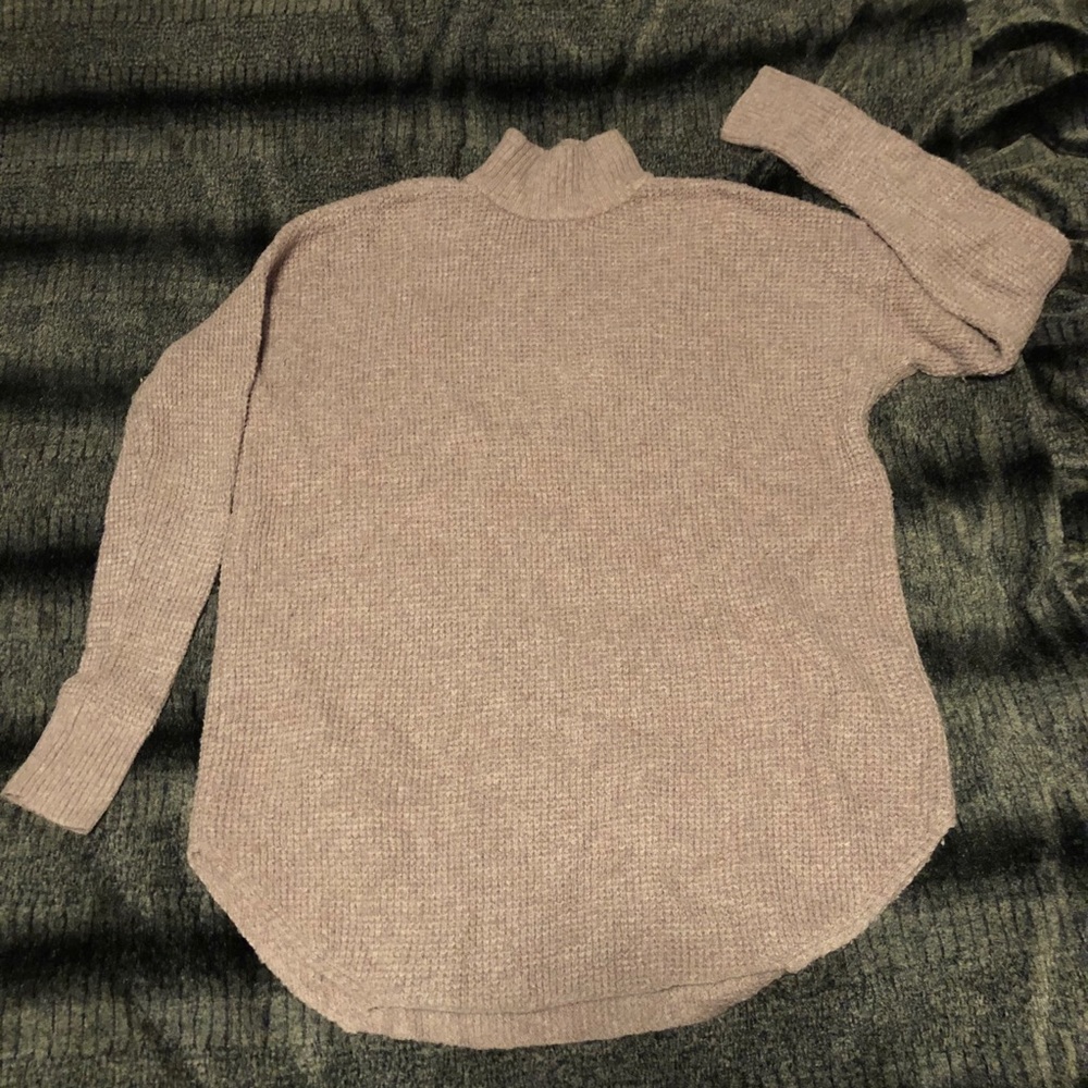 American Eagle Oversized Turtleneck